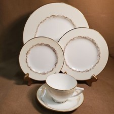 Minton Felicity - 5 Pc Dinner Set - Bone China England -Excellent Used Condition