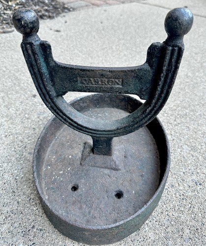 Great antique cast iron boot - great,