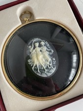 Vintage Three Graces in Cameo