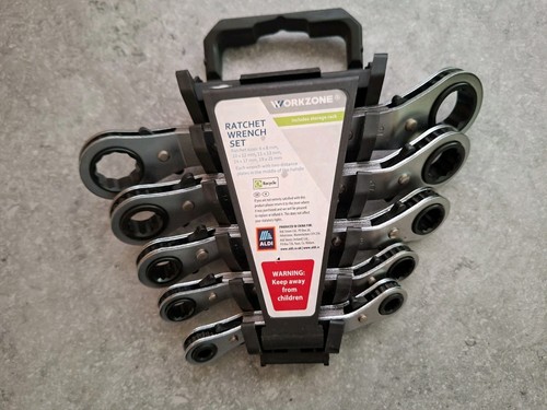 Workzone ratchet wrench - ratchet, set