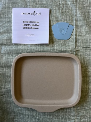 Pampered chef stoneware small - stoneware,