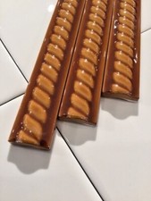 Victorian Style Blue & Tan