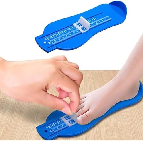 Family foot measuring - family,