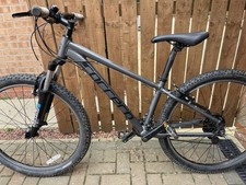Carrera Valour Mountain Bike