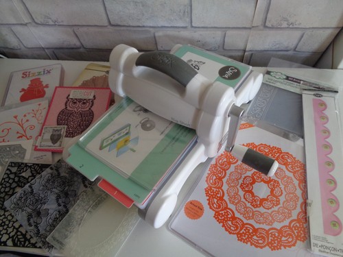 Sizzix white bigshot die - sizzix,