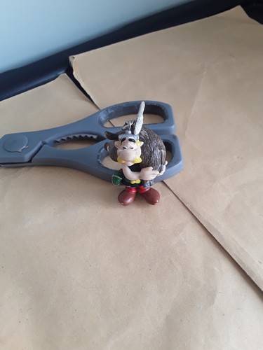 Asterix with boar keyring - asterix,
