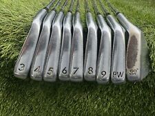 LOVELY SET OF MAXFLI REVOLUTION MIDSIZE GOLF IRONS. 3 TO PW PLUS LOB WEDGE.