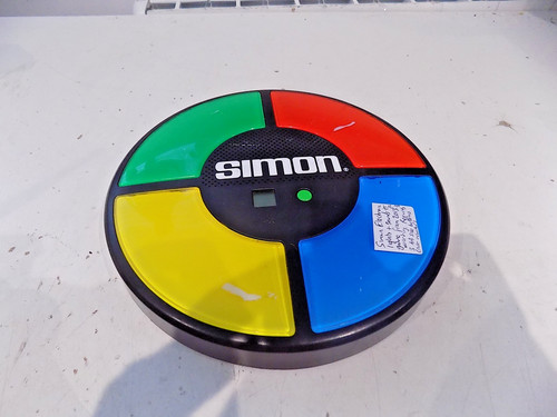 Hasbro simon electronic - hasbro,