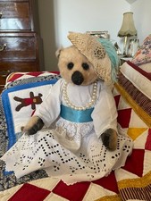 Portobello Bear  1/1 by Amy Goodrich, LYDIA mohair.20 inches tall