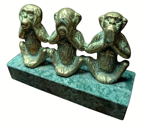 Vintage brass three wise - three,