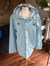 T8 ....Dance In The Rain