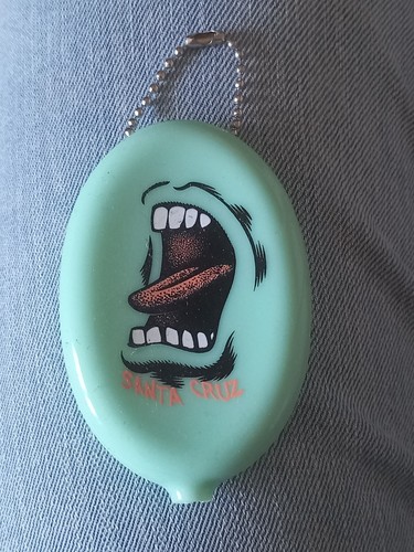 Santa cruz skateboards - santa,