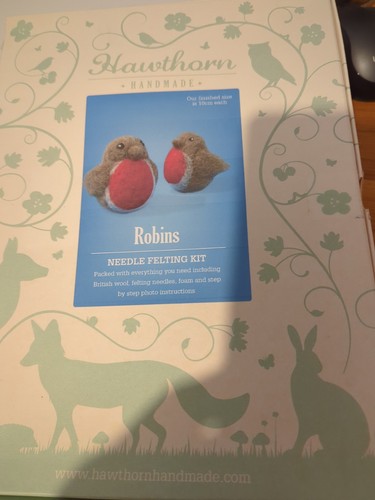 Hawthorn robins needle felting - needle,