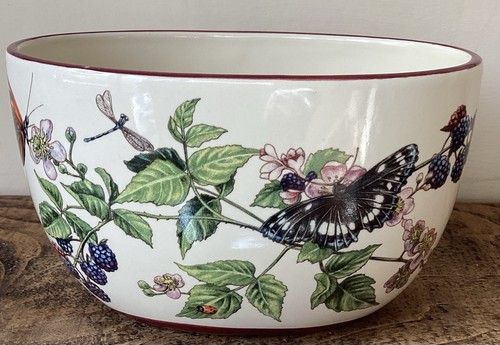 Oval shaped ceramic planter - shaped,
