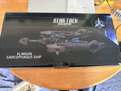Klingon sarcophagus model mint - klingon,
