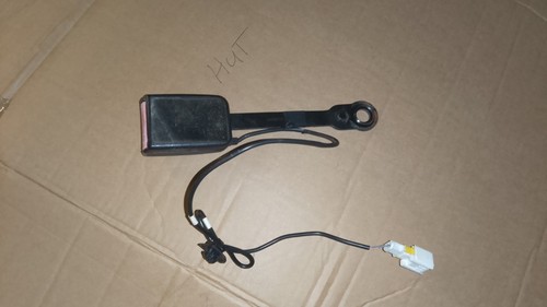 Peugeot 307cc seat belt - peugeot,