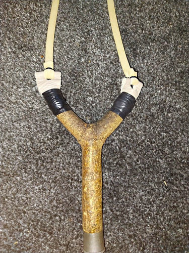 Wooden frame catapult with - y-frame,