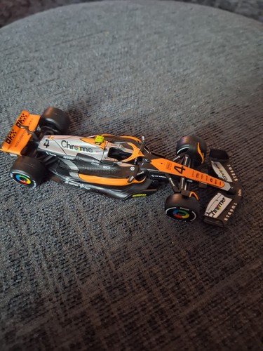 Burago mclaren mcl60 - mclaren,