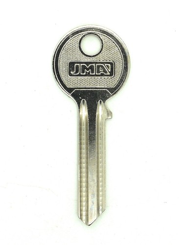 Extra keys cut with lock - cut,