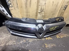 VAUXHALL ASTRA H FRONT GRILLE