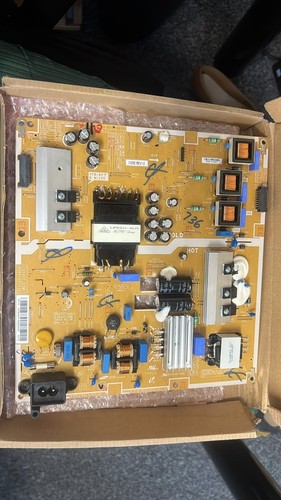 Samsung main board bn44-00711A