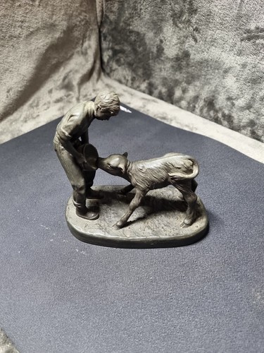 Vintage heredities bronze boy - vintage,