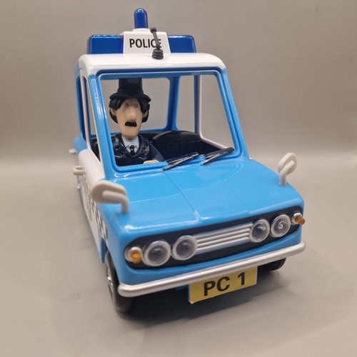 Postman pat selby toy - pat, pc