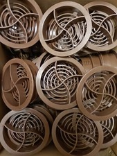 10x Brown Plastic Round Soffit Air Vents Circular Push Fit Vent fascia roof 70mm