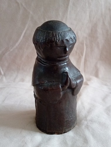Pottery monk religious - pottery,