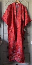 Red Artificial Silk Vintage Kimono Robe / Dressing Gown - Medium