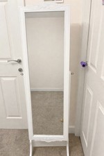 White Mirrored Jewellery