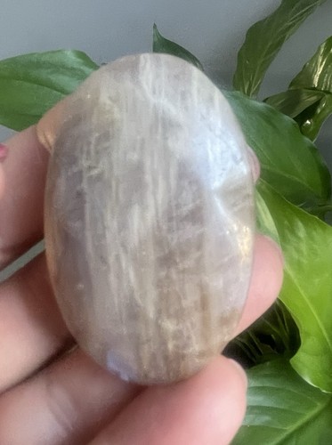 Natural moonstone palm stone - natural,