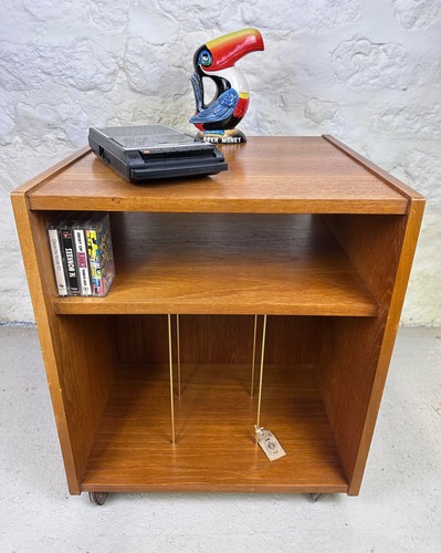 Mid century plan style - mid, g