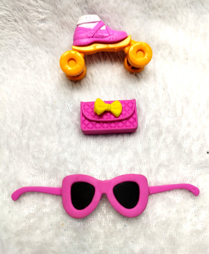 Vintage barbie accessories - barbie,