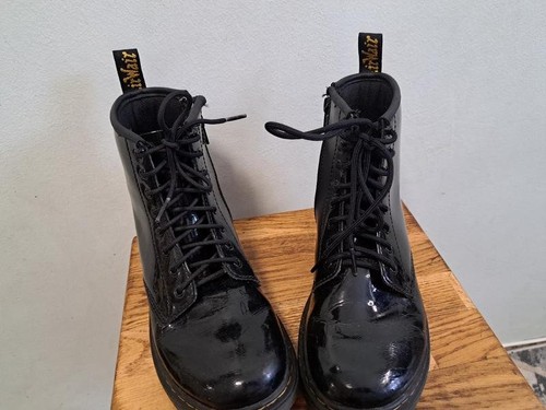 Women martens boots - dr.,