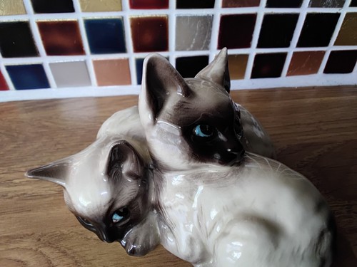 Beswick pair siamese - of, /
