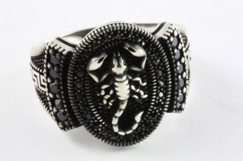 Scorpion black zircon signet - black,