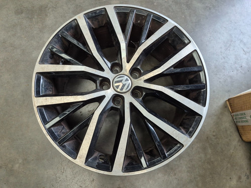 Genuine polo 17 alloy - 1x,