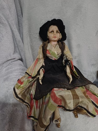 Antique 1920s boudoir bed doll - bed,