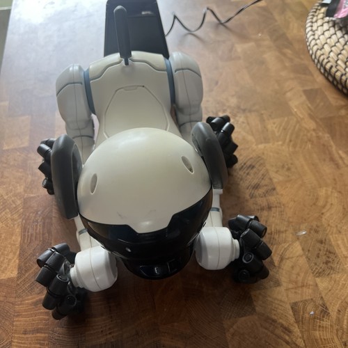 Wowwee chip robotic dog - wowwee,