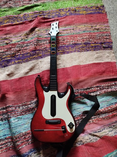 Guitar hero red - 5,