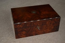 Vintage Burr wood Thuya and mother of pearl inlay writing slope with lock & key