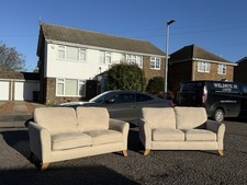 Beige 2&2 Seater Dfs set (Ex Display) In Excellent Condition