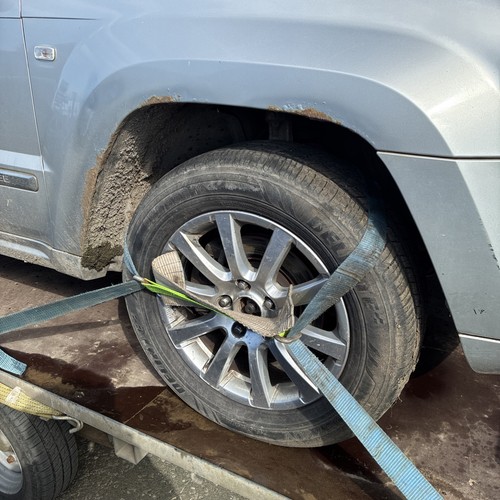Jeep grand cherokee - jeep, overland