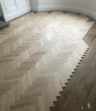Like Reclaimed Parquet Flooring SOLID OAK 22mm THICK! Herringbone 300x70x22mm.