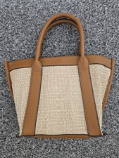 Tan/beige rattan handbag cross