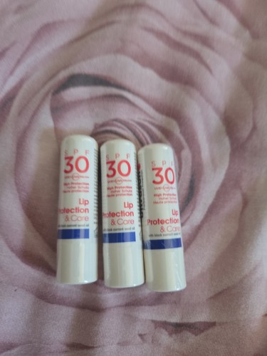 Ultrasun lip protection care - lip,