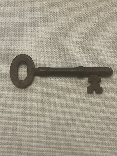 Antique barrel skeleton - skeleton, key