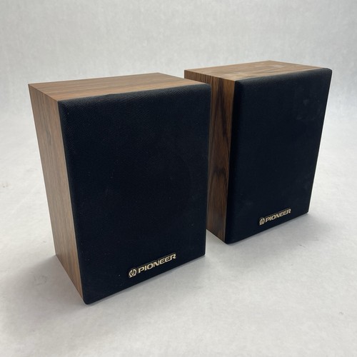 Pair pioneer x300q surround - pair,