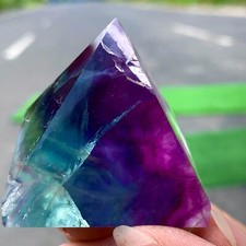 84G Natural fluorite Pyramid Chakra Treatment Energy Stone Generator Spiritual